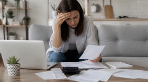 Common Money Mistakes People Make in Their 20s