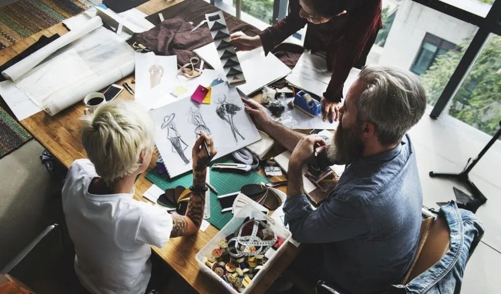 FASHION DESIGNERS Who are the most famous and wellknown fashion